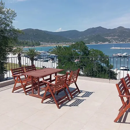 ελένη * Nea Iraklitsa