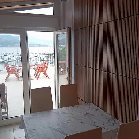 ελένη Appartement Nea Iraklitsa