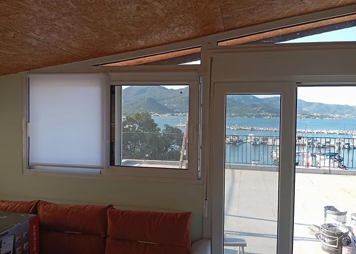 Ελένη * Nea Iraklitsa